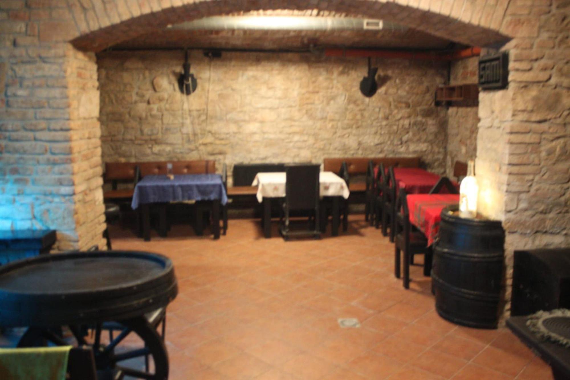 Alba Hostel — Photos 2